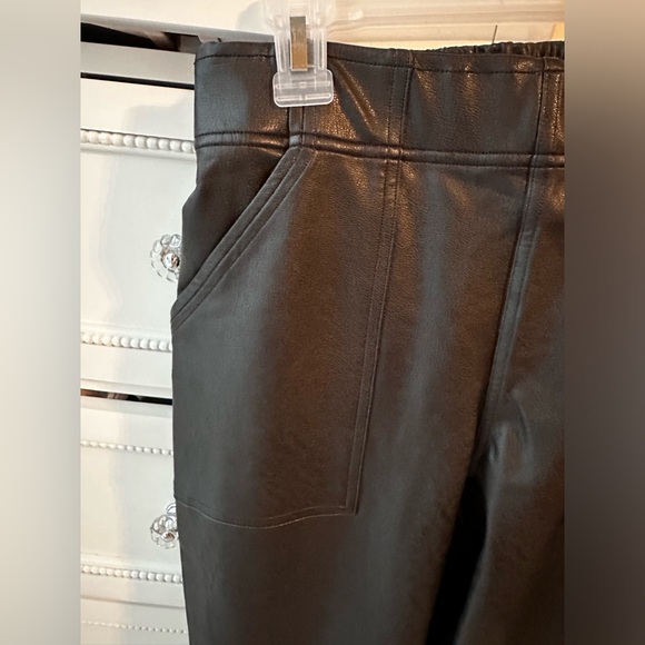Spanx Leather Like Jogger Sz Small - Picture 7 of 8